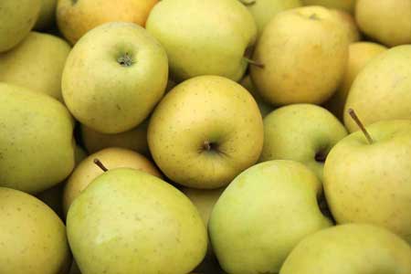 Golden Delicious Apple