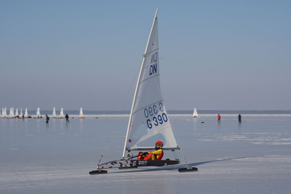 Ice yachting