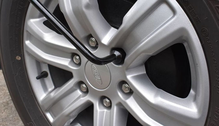 Lug Nuts